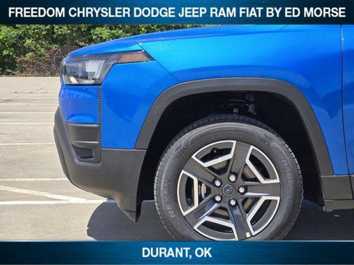 Hydro Blue Pearlcoat 2026 Jeep Cherokee Limited