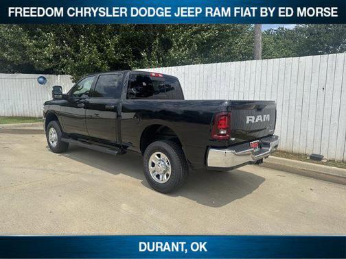 2025 RAM 2500 Tradesman Crew Cab 4x4 6'4' Box