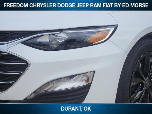 Summit White 2024 Chevrolet Malibu FWD 1LT