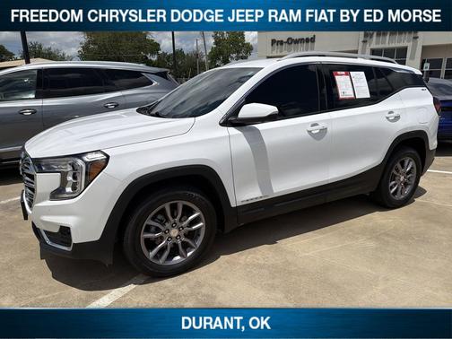 Summit White 2022 GMC Terrain SLT