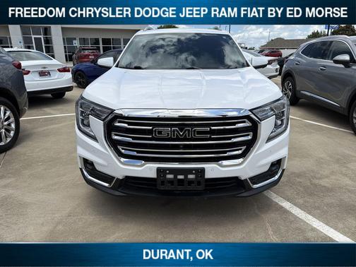 Summit White 2022 GMC Terrain SLT
