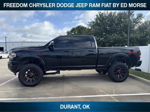 2022 RAM 2500 Laramie Crew Cab 4x4 6'4' Box