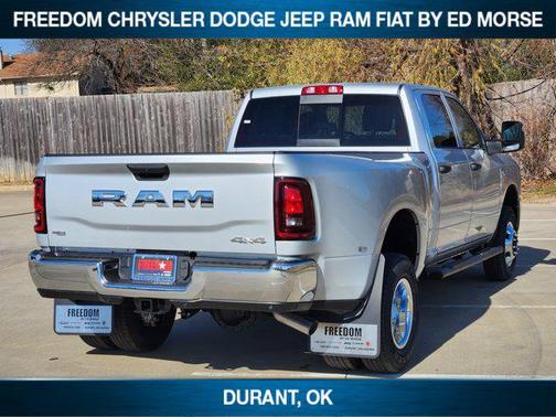 2026 RAM 3500 Tradesman Crew Cab 4x4 8' Box