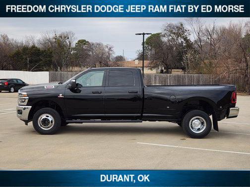 2026 RAM 3500 Tradesman Crew Cab 4x4 8' Box
