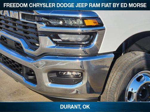 2026 RAM 3500 Tradesman Crew Cab 4x4 8' Box