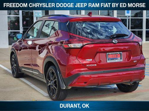 2024 Nissan Kicks SR