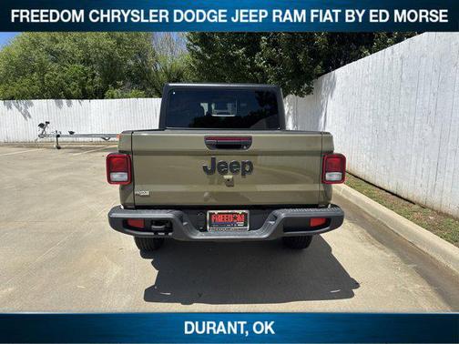 2025 Jeep Gladiator Sport S