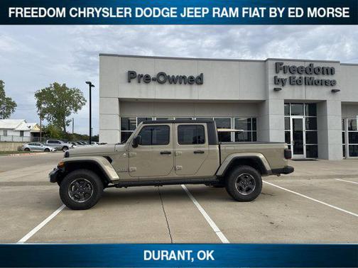 2022 Jeep Gladiator Overland