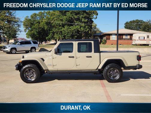 2022 Jeep Gladiator Overland