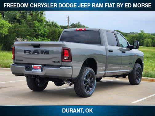 Ceramic Gray Clearcoat 2026 RAM 2500 Big Horn Crew Cab 4x4 6'4' Box