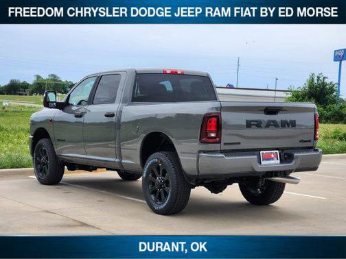 Ceramic Gray Clearcoat 2026 RAM 2500 Big Horn Crew Cab 4x4 6'4' Box