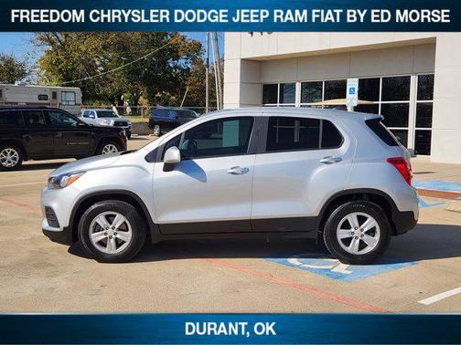 2022 Chevrolet Trax LS