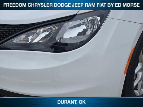 Bright White Clearcoat 2026 Chrysler Voyager LX