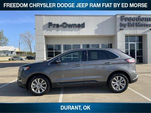 2022 Ford Edge Titanium