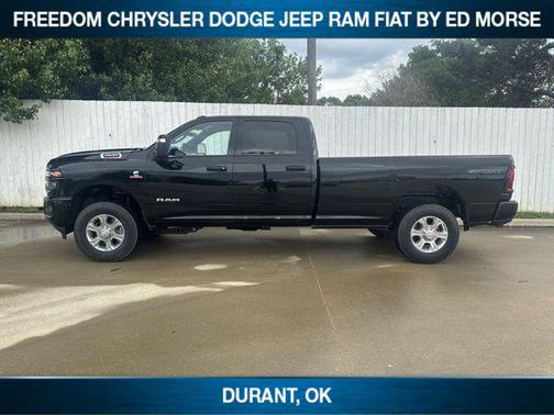 2025 RAM 3500 Big Horn Crew Cab 4x4 8' Box