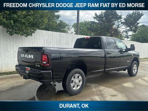 2025 RAM 3500 Big Horn Crew Cab 4x4 8' Box