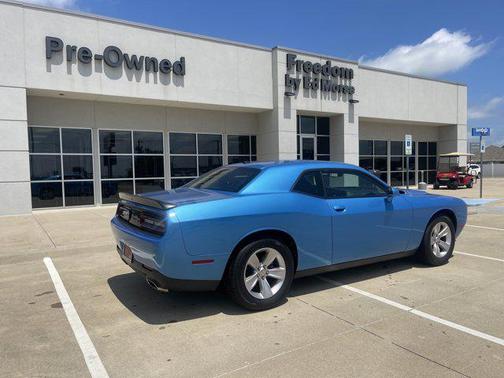 2023 Dodge Challenger SXT