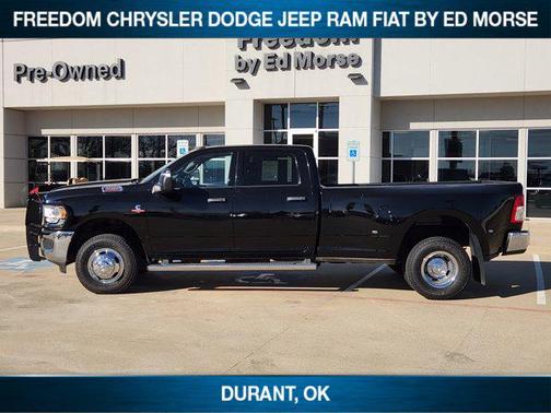 2024 RAM 3500 Tradesman Crew Cab 4x4 8' Box