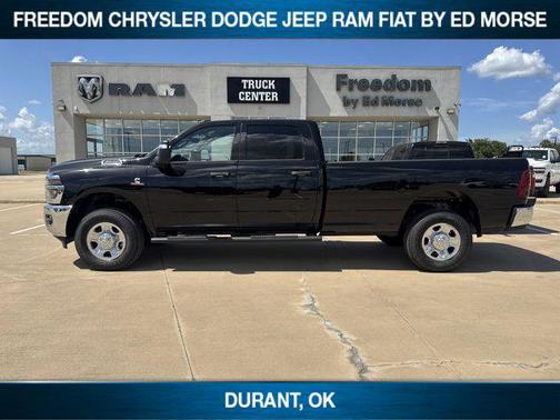 2025 RAM 3500 Tradesman Crew Cab 4x4 8' Box