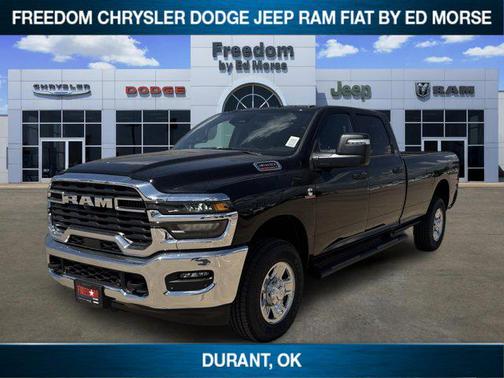 2025 RAM 3500 Tradesman Crew Cab 4x4 8' Box