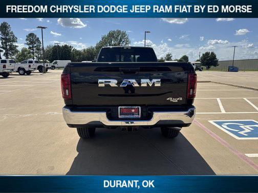 2025 RAM 3500 Tradesman Crew Cab 4x4 8' Box