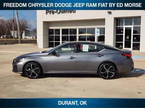 2023 Nissan Altima SR FWD