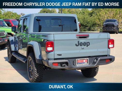 2025 Jeep Gladiator High Tide