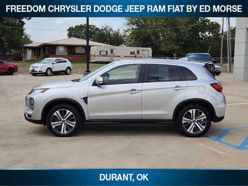 2024 Mitsubishi Outlander Sport SE