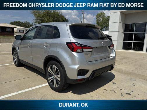2024 Mitsubishi Outlander Sport SE