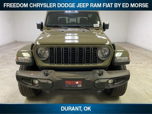 2025 Jeep Gladiator Nighthawk