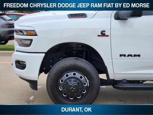 2025 RAM 3500 Big Horn Crew Cab 4x4 8' Box