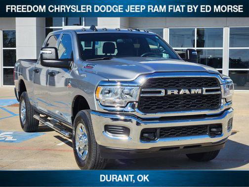 2024 RAM 3500 Tradesman Crew Cab 4x4 6'4' Box