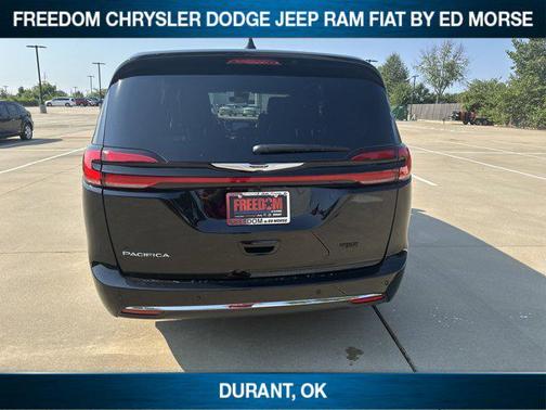 2025 Chrysler Pacifica L