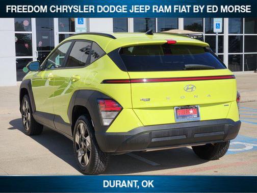 2024 Hyundai KONA SEL