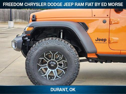 2025 Jeep Gladiator Sport