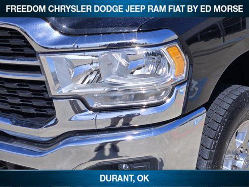 Diamond Black Crystal Pearlcoat 2024 RAM 2500 Big Horn Crew Cab 4x4 6'4' Box