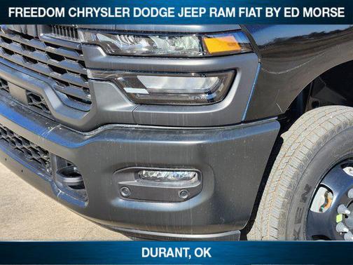 2026 RAM 3500 Tradesman Crew Cab 4x4 8' Box