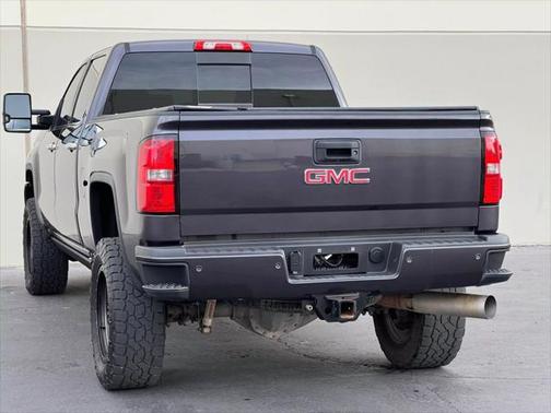 2016 GMC Sierra 2500 Denali