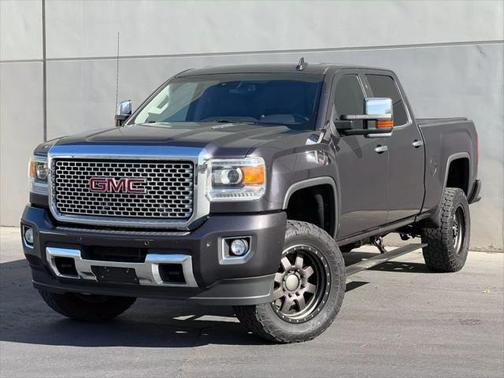 2016 GMC Sierra 2500 Denali