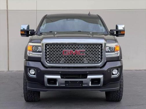 2016 GMC Sierra 2500 Denali