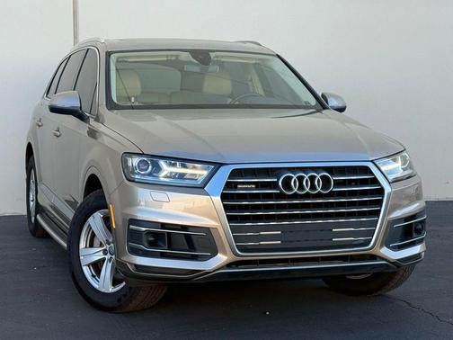 2018 Audi Q7 2.0T Premium Plus