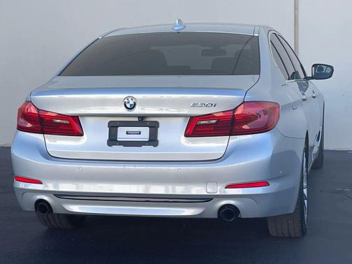 2017 BMW 530 530i Sedan 4D