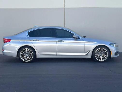 2017 BMW 530 530i Sedan 4D