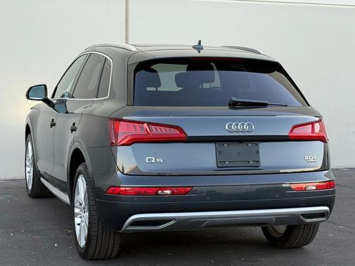 2018 Audi Q5 2.0T Tech Premium