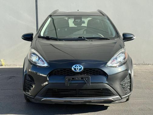 Black Sand Pearl 2018 Toyota Prius c Two