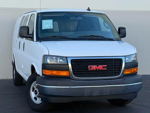 2023 GMC Savana 2500 Work Van