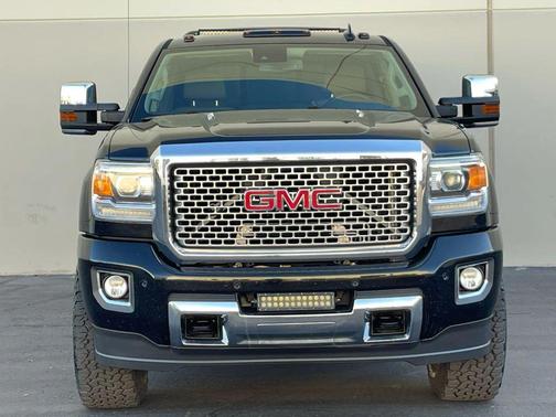 Onyx Black 2016 GMC Sierra 2500 Denali