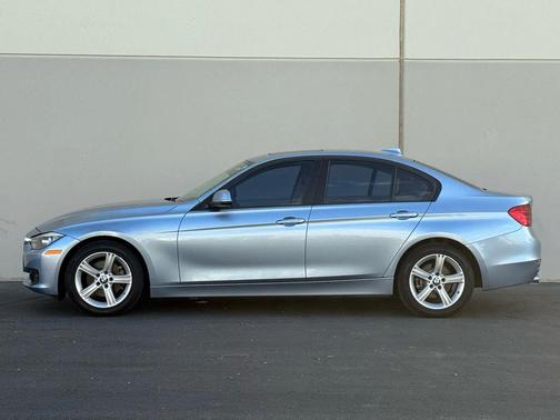 2013 BMW 328 328i Sedan 4D