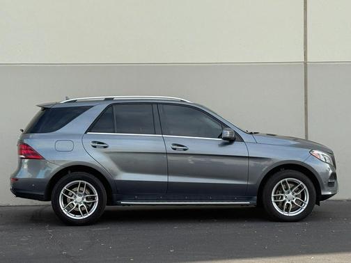 2019 Mercedes-Benz GLE 400 Base 4MATIC
