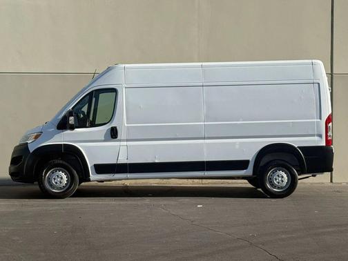 Bright White Clearcoat 2025 RAM ProMaster 3500 High Roof